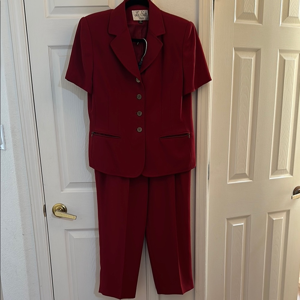 Le Suit Petite Vintage Women's Red Pant Suit Set Size 12P